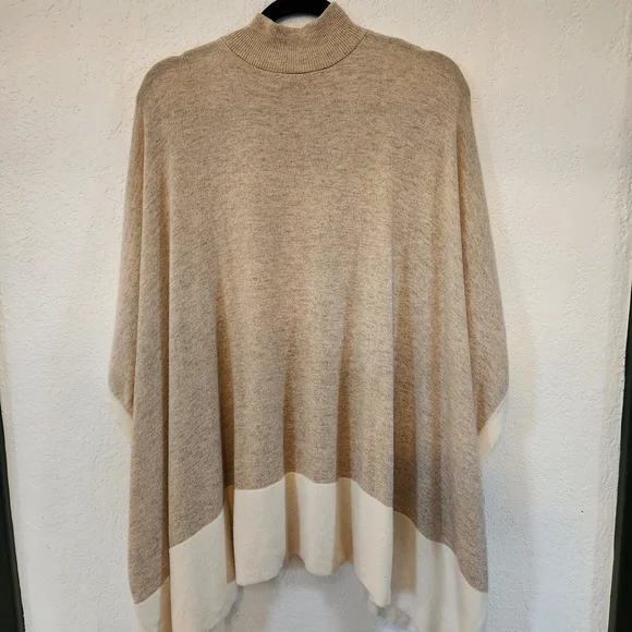 J. McLaughlin Cashmere Wool Cozy Tan Cream Poncho Shawl One Size Coastal Grandma - Picture 3 of 6